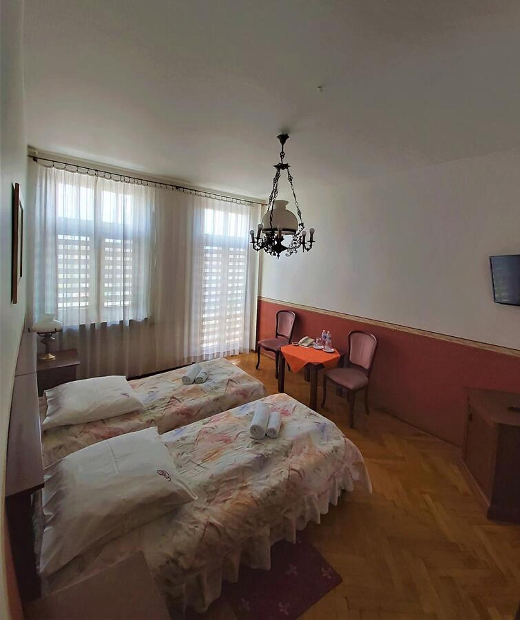 Polonia Hotell Ostrów Wielkopolski Eksteriør bilde