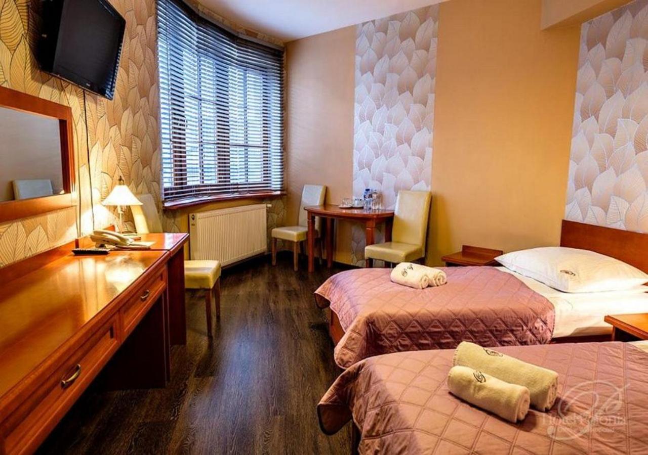 Polonia Hotell Ostrów Wielkopolski Eksteriør bilde